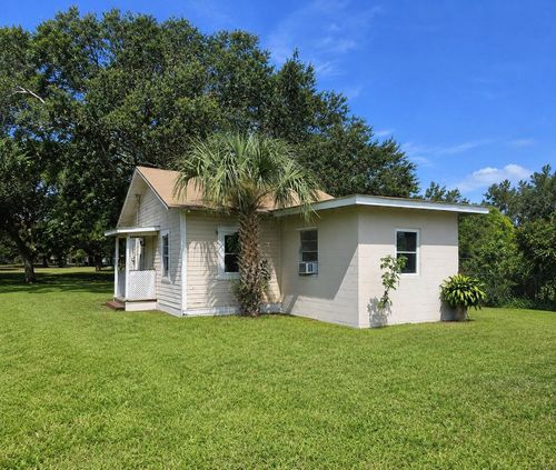 421 N 10th St, Fort Pierce, FL, 34950-2905 | Card Image