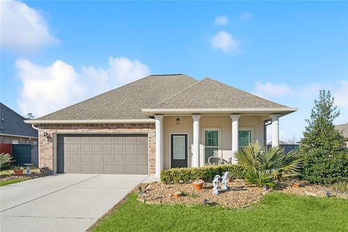 28117 Loiret Ct, Ponchatoula, LA, 70454-8114 | Card Image