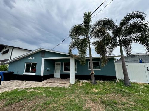 5451 Bayou Grande Blvd Ne, ST PETERSBURG, FL, 33703-1811 | Card Image