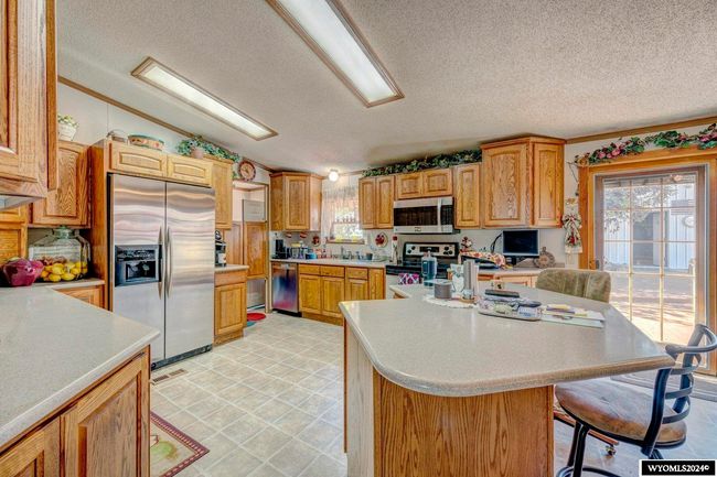 925 W Fetterman St, House attached with 3 bedrooms, 2 bathrooms and null parking in Buffalo WY | Image 23