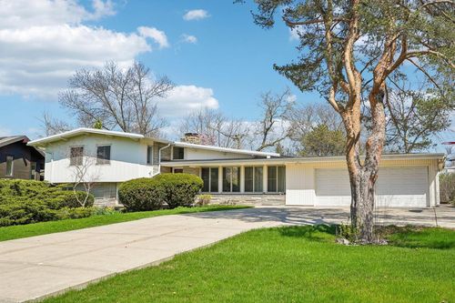 1136 E Brown Deer Road, Milwaukee, WI, 53202 | Card Image