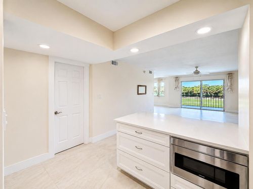 310-9411 N Hollybrook Lake Drive, Pembroke Pines, FL, 33025 | Card Image