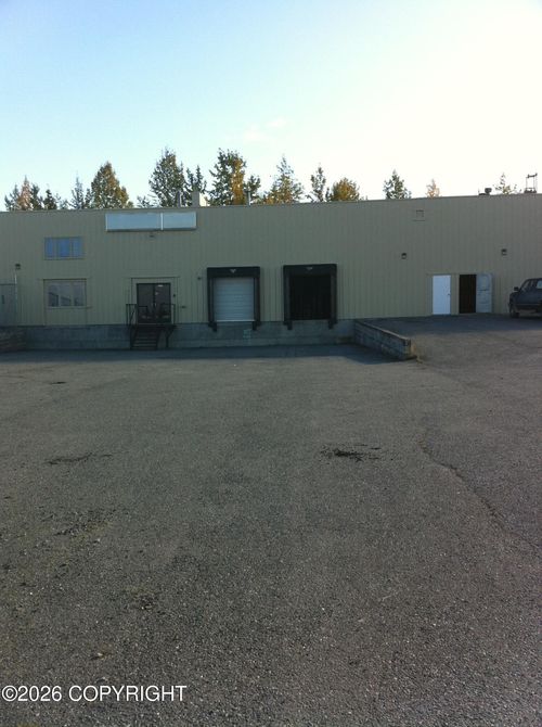 8173 Dimond Hook Dr, Anchorage, AK, 99507-3144 | Card Image