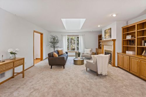 12827 Dover Ct, Apple Valley, MN, 55124-8660 | Card Image