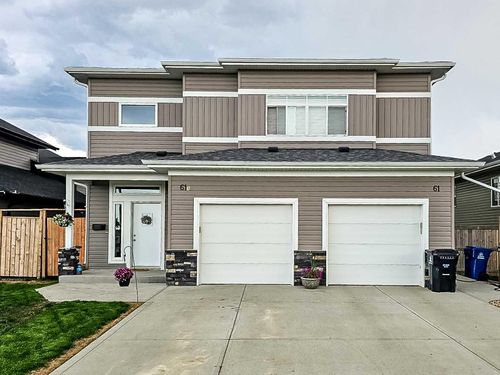 61 Maclean Close, Blackfalds, AB, T4M0H4 | Card Image