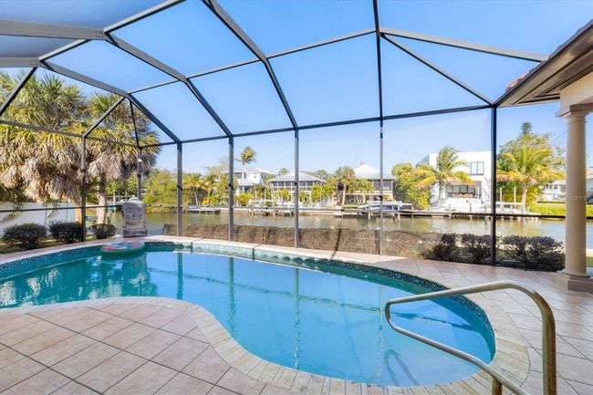 4937 Oxford Dr, House other with 3 bedrooms, 2 bathrooms and null parking in SIESTA KEY FL | Image 29