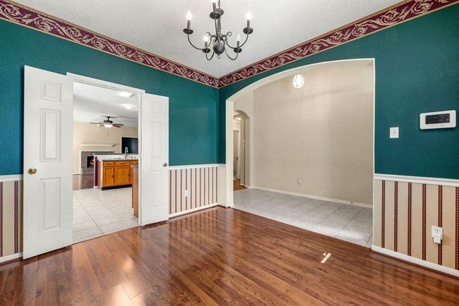 20535 Spring Bluff Ln, House other with 3 bedrooms, 2 bathrooms and 2 parking in Spring TX | Image 6