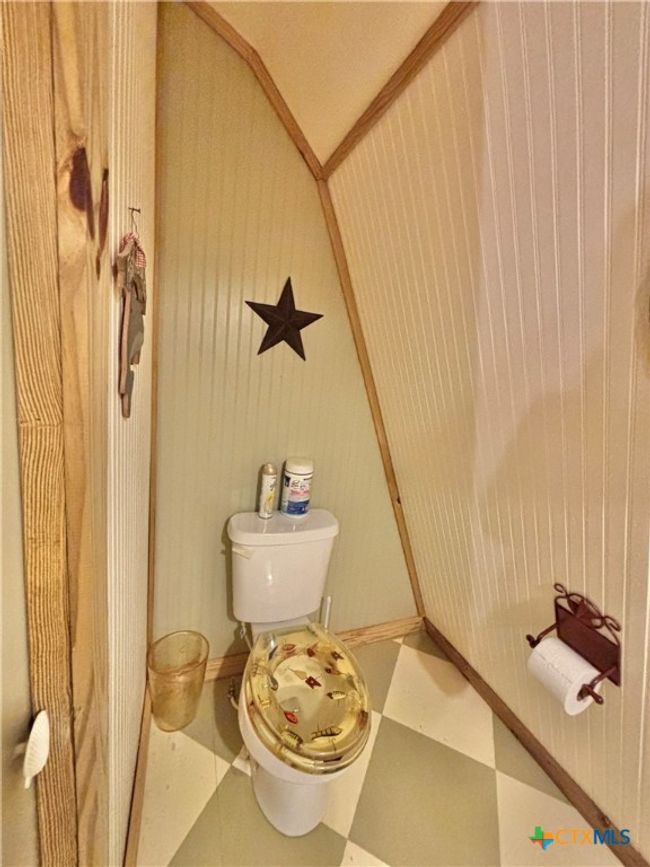 604 N 14 Th St, House other with 3 bedrooms, 3 bathrooms and null parking in Port O Connor TX | Image 28