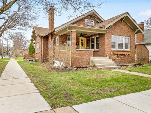 302 Rockford Ave, Rockford, IL, 61107-4547 | Card Image