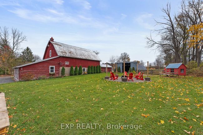 1742 Cameron St W, House other with 3 bedrooms, 2 bathrooms and 8 parking in Cannington ON | Image 30