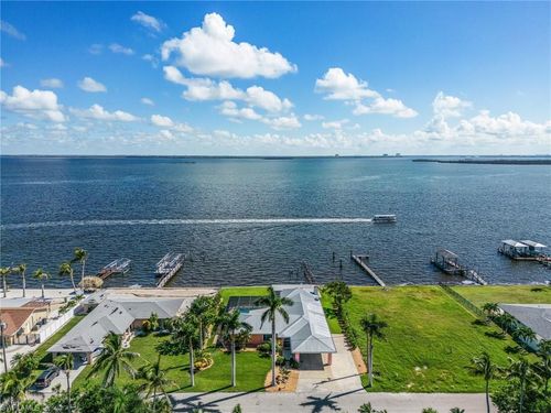 2242 8th Ave, St. James City, FL, 33956-2178 | Card Image