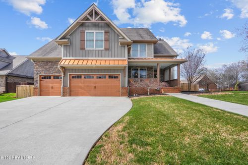 2004 Logan Dr, Maryville, TN, 37803-6260 | Card Image