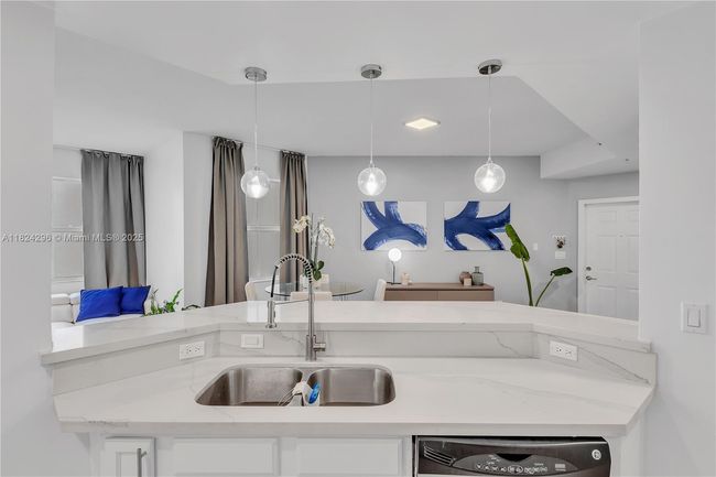 APT-209 - 11401 Nw 89 Th St, Home with 2 bedrooms, 3 bathrooms and null parking in Doral FL | Image 22