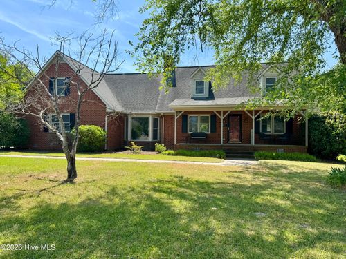 102 Squire Dr, Winterville, NC, 28590-9428 | Card Image