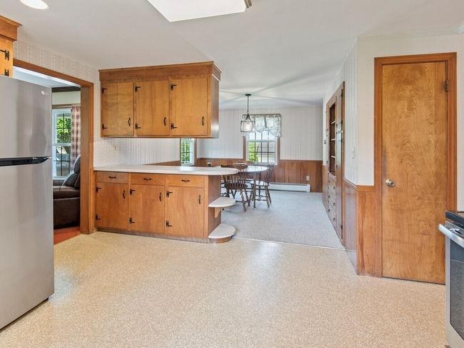 32 Westview Dr, House other with 3 bedrooms, 2 bathrooms and 6 parking in Sutton MA | Image 10