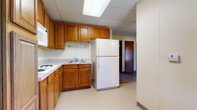 UNIT # 109- Non-Renovated | Image 45
