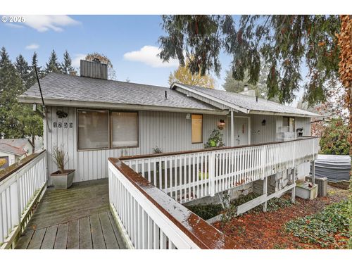 1730 6th St, Columbia City, OR, 97018-9731 | Card Image