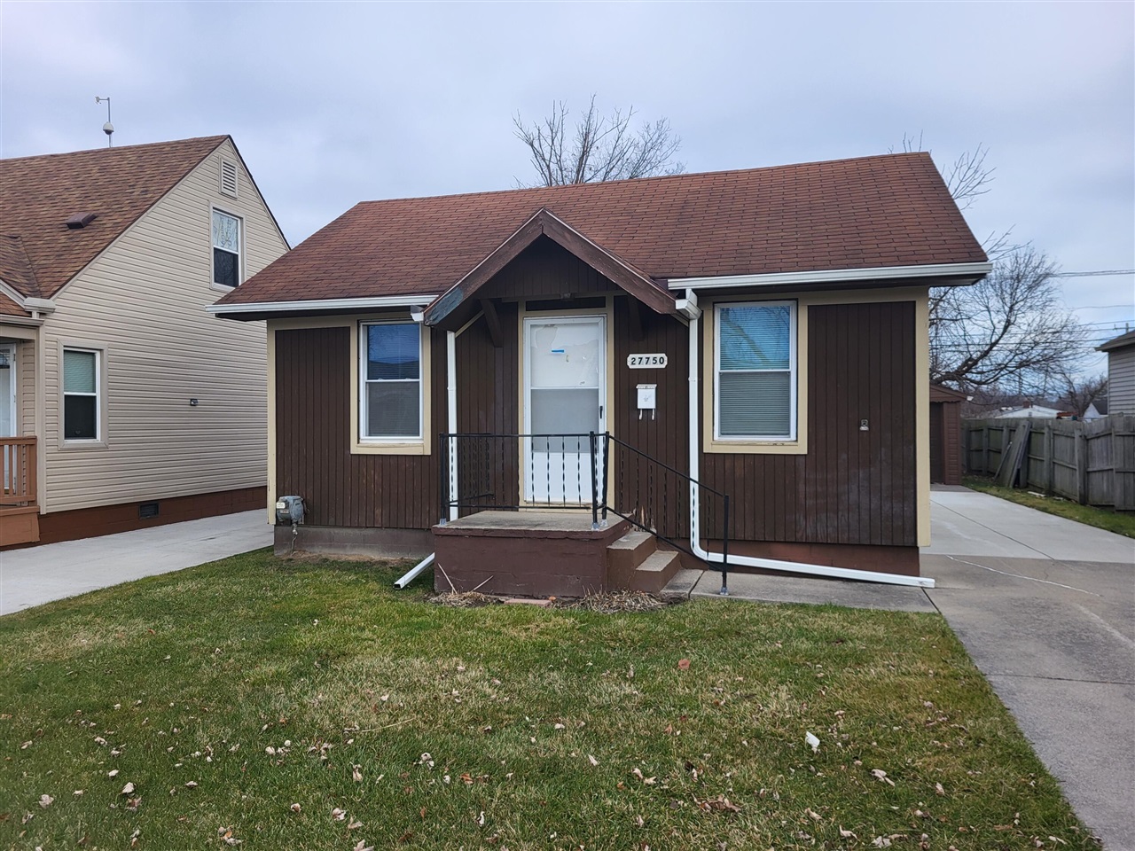 Van Howe St, Roseville, MI 48066