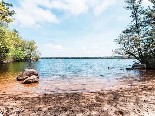 180 N Camp Road, Otisfield, ME, 04270 | Card Image