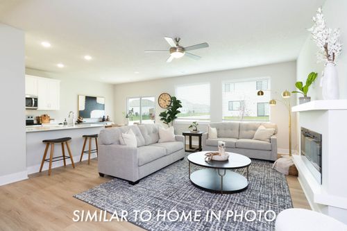 6909 Poppy Ct, Johnston, IA, 50131-4772 | Card Image