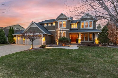9106 Cold Stream Ln, Eden Prairie, MN, 55347-1945 | Card Image