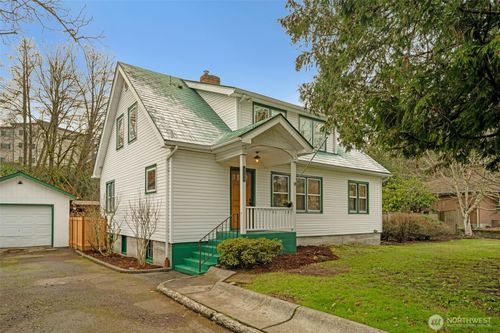1743 Ne 130th Pl, Seattle, WA, 98125-4137 | Card Image