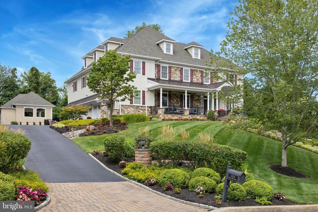 Residential in NEWTOWN SQUARE 5