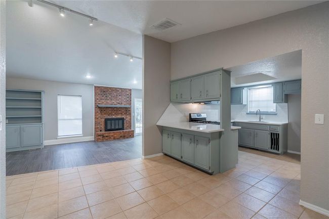 1812 Oakhollow Dr, House other with 3 bedrooms, 2 bathrooms and null parking in Norman OK | Image 9