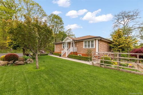153 Kentview Dr, Carmel, NY, 10512-3135 | Card Image