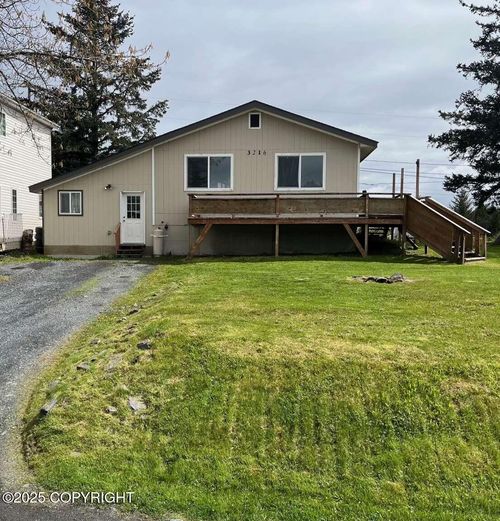 3216 Ptarmigan Pass St, Kodiak, AK, 99615-7060 | Card Image