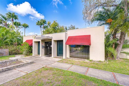 2901 58th Ave N, St. Petersburg, FL, 33714-1326 | Card Image