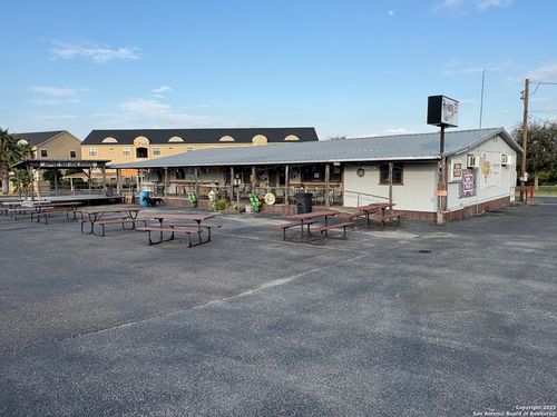 7116 Texas R 2, Del Rio, TX, 78840-5935 | Card Image