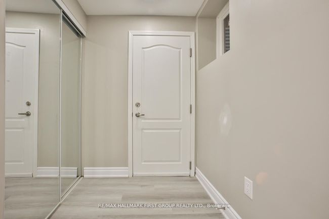 LOWER - 12 Feeder St, House other with 2 bedrooms, 1 bathrooms and 1 parking in Brampton ON | Image 12