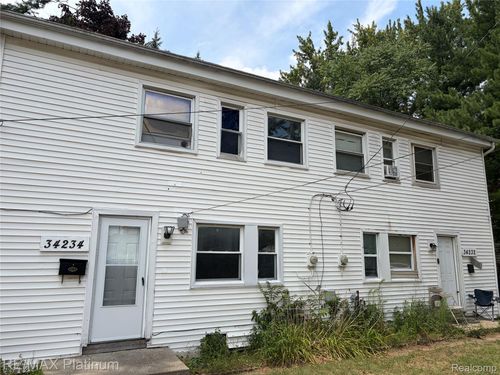 34232 Dayton Ct, Westland, MI, 48186-4618 | Card Image