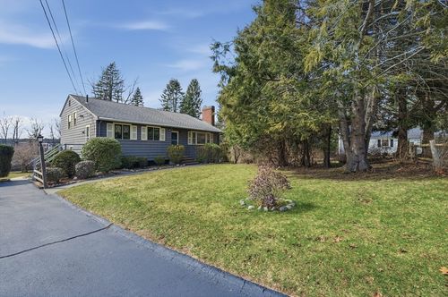 6 Pine Knoll Rd, Franklin, MA, 02038-1844 | Card Image