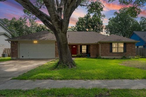 406 Willow Wood Dr, Pflugerville, TX, 78660-2827 | Card Image