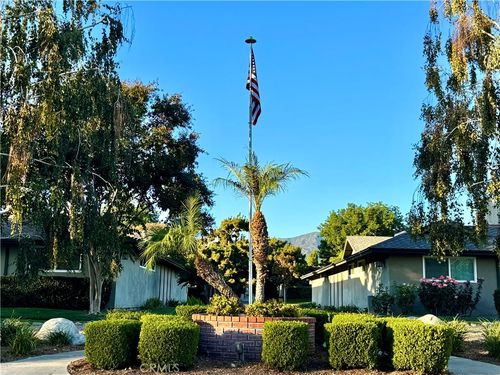 143 Marywood Ave, Claremont, CA, 91711-4831 | Card Image