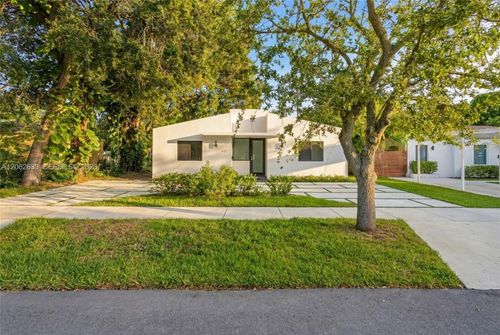 6421 Sw 59th Ave, South Miami, FL, 33143-3501 | Card Image