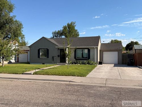 935 E 14th St, Idaho Falls, ID, 83404-5342 | Card Image