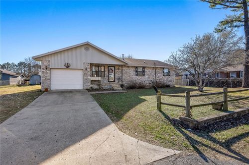 41 Pittman St, Farmington, AR, 72730-3119 | Card Image