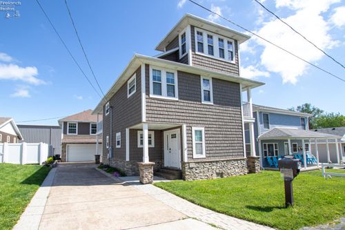 5475 E Mabel Dr, Port Clinton, OH, 43452-3517 | Card Image