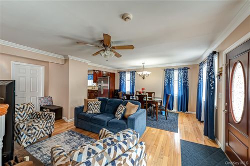 4 Morgan Ave, Port Jefferson Station, NY, 11776-2016 | Card Image