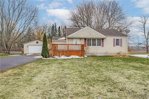 6852 Hatter Rd, Newfane, NY, 14108-9768 | Card Image