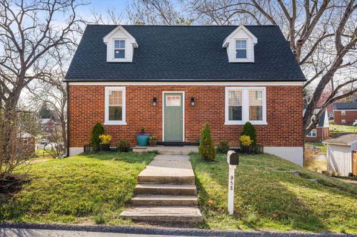 958 Donaghe St, STAUNTON, VA, 24401-2228 | Card Image
