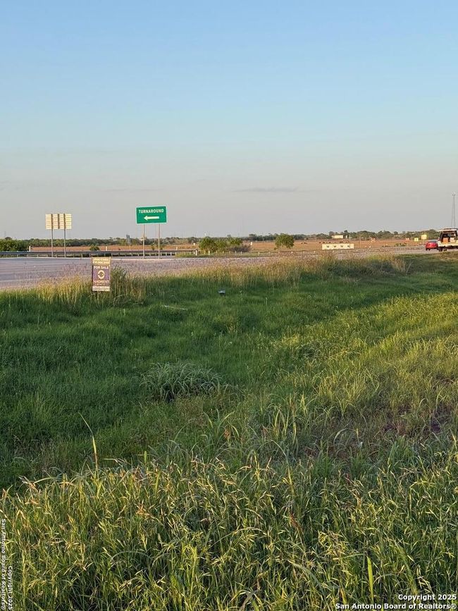 4984 S Loop 1604 E, Home with 0 bedrooms, 0 bathrooms and null parking in Elmendorf TX | Image 5