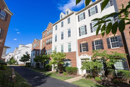 7408 Brunson Cir, GAINESVILLE, VA, 20155-4907 | Card Image