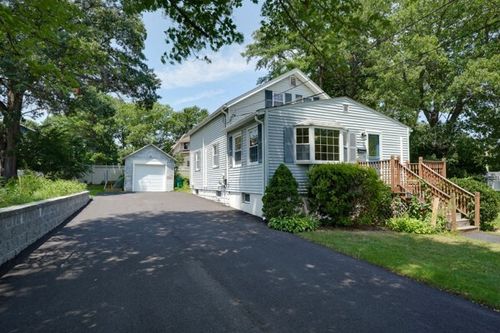 9 Harriett Ave, Burlington, MA, 01803-4311 | Card Image