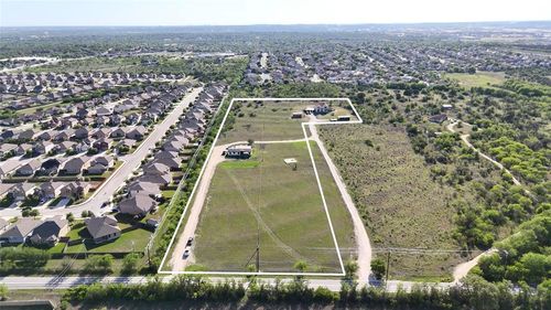 475 Dean Rd, Cibolo, TX, 78108-1901 | Card Image