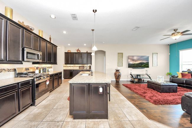 9430 Jayci Hills Ln, House other with 4 bedrooms, 3 bathrooms and 2 parking in Cypress TX | Image 15