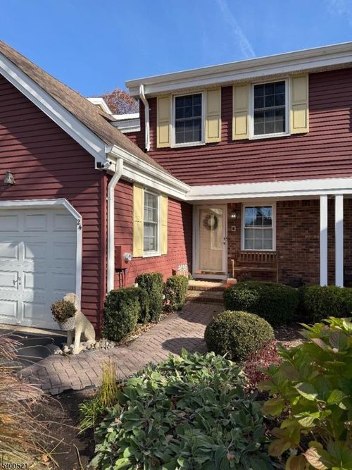 24 Northbridge Pl, Morristown, NJ, 07960-5744 | Card Image